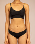 Seamless Scoop Bra with adjustable Straps and Closure