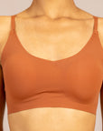 Seamless Scoop Bra with adjustable Straps and Closure